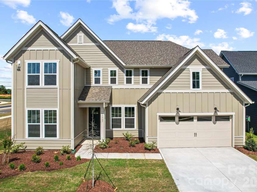 13907 Penbury Lane, Charlotte, NC 28278.  MLS# CAR4364011, YatesRealty ID 9119. 
