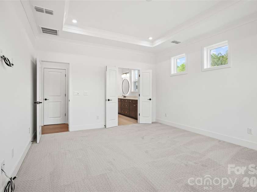 13907 Penbury Lane, Charlotte, NC 28278.  MLS# CAR4364011, YatesRealty ID 9119. 
