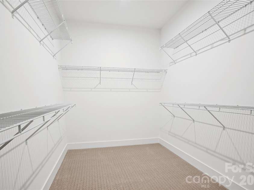 13907 Penbury Lane, Charlotte, NC 28278.  MLS# CAR4364011, YatesRealty ID 9119. 