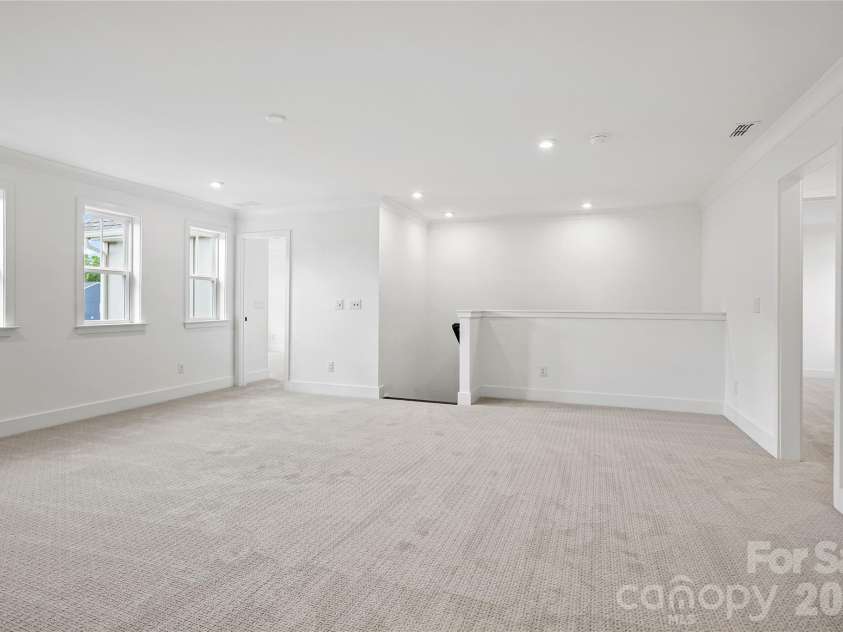13907 Penbury Lane, Charlotte, NC 28278.  MLS# CAR4364011, YatesRealty ID 9119. 