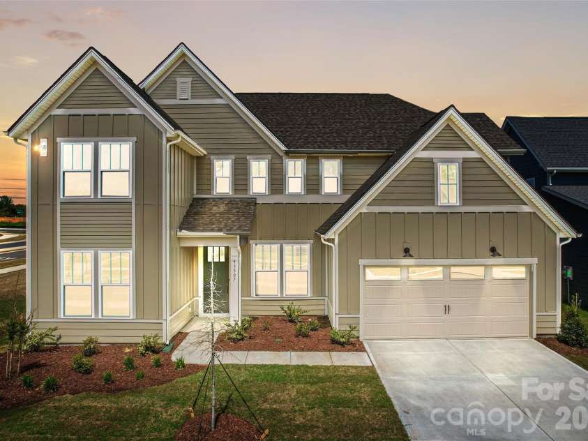 13907 Penbury Lane, Charlotte, NC 28278.  MLS# CAR4364011, YatesRealty ID 9119. 