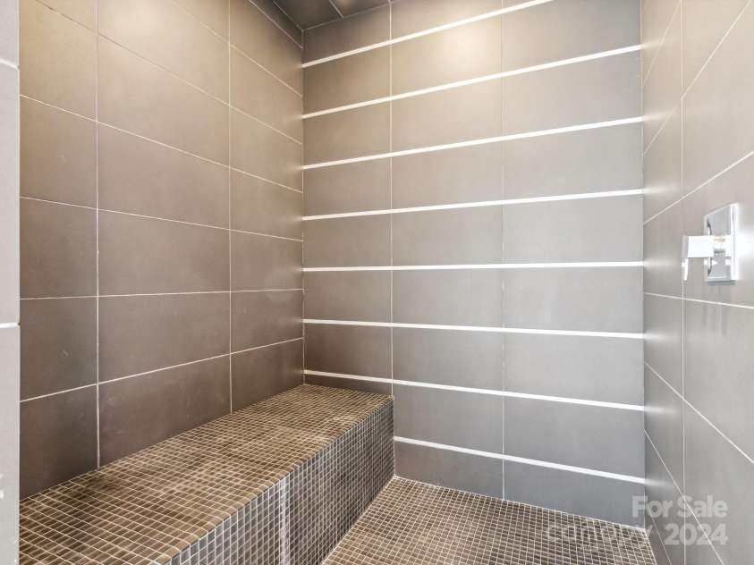 9044 Island Point Road, Charlotte, NC 28278.  MLS# CAR4135509, YatesRealty ID 912. Full Steam Room directly off the home gym