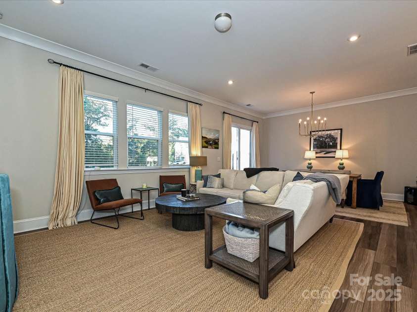 5008 Catterick Court, Charlotte, NC 28226.  MLS# CAR4313099, YatesRealty ID 9121. 
