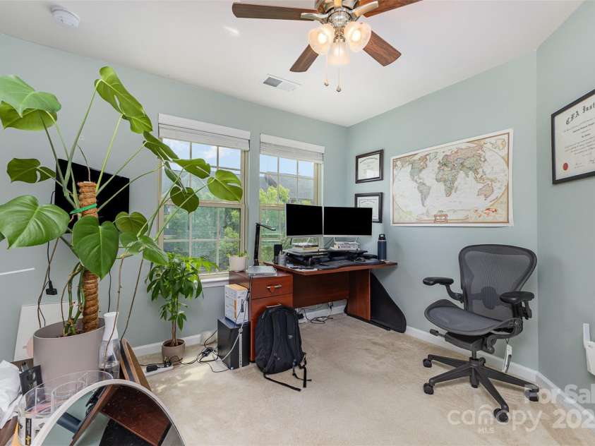 1720 Fleetwood Drive, Charlotte, NC 28208.  MLS# CAR4248261, YatesRealty ID 9123. 