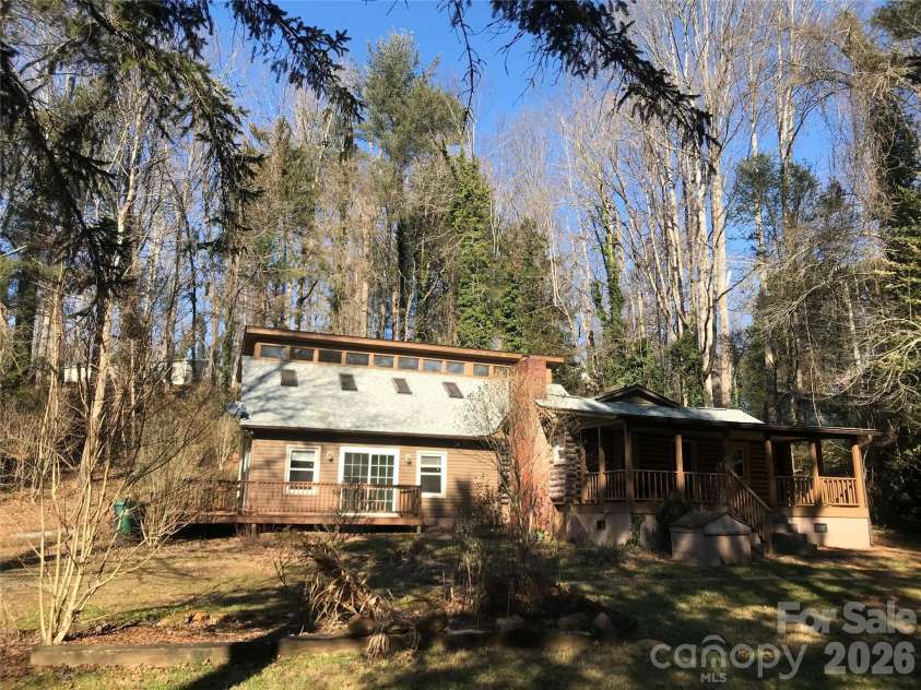 545 Avery Creek Road, Arden, NC 28704.  MLS# CAR4342622, YatesRealty ID 9123. 