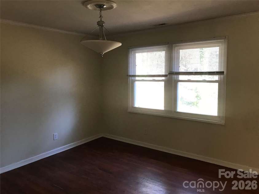 545 Avery Creek Road, Arden, NC 28704.  MLS# CAR4342622, YatesRealty ID 9123. 