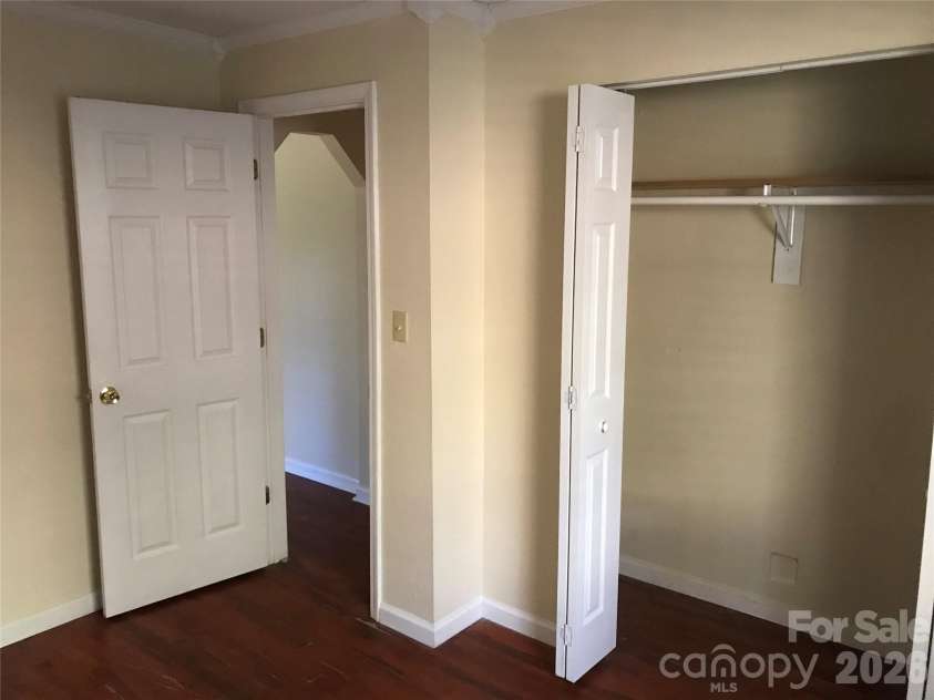 545 Avery Creek Road, Arden, NC 28704.  MLS# CAR4342622, YatesRealty ID 9123. 