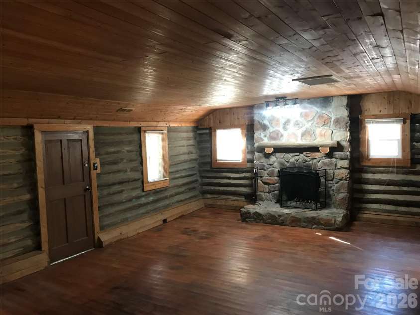 545 Avery Creek Road, Arden, NC 28704.  MLS# CAR4342622, YatesRealty ID 9123. 