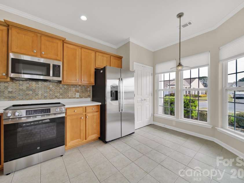 1015 Sweetleaf Drive, Fort Mill, SC 29707.  MLS# CAR4364812, YatesRealty ID 9124. 