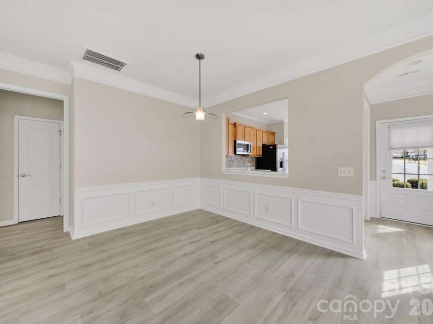 1015 Sweetleaf Drive, Fort Mill, SC 29707.  MLS# CAR4364812, YatesRealty ID 9124. 