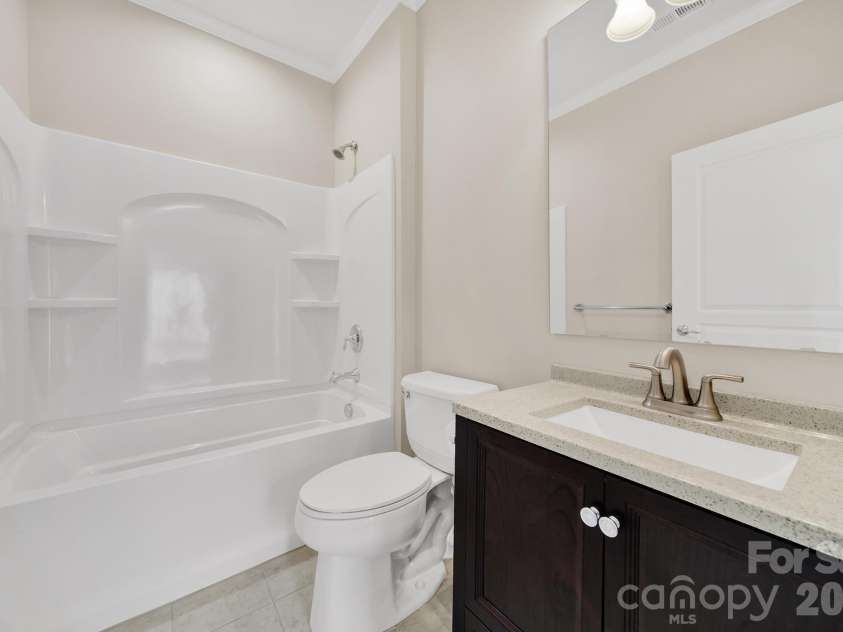 1015 Sweetleaf Drive, Fort Mill, SC 29707.  MLS# CAR4364812, YatesRealty ID 9124. 