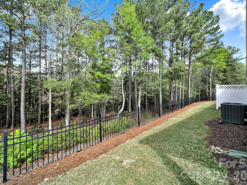1015 Sweetleaf Drive, Fort Mill, SC 29707.  MLS# CAR4364812, YatesRealty ID 9124. 