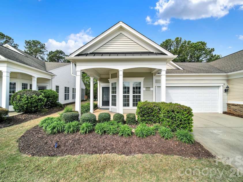 1015 Sweetleaf Drive, Fort Mill, SC 29707.  MLS# CAR4364812, YatesRealty ID 9124. 