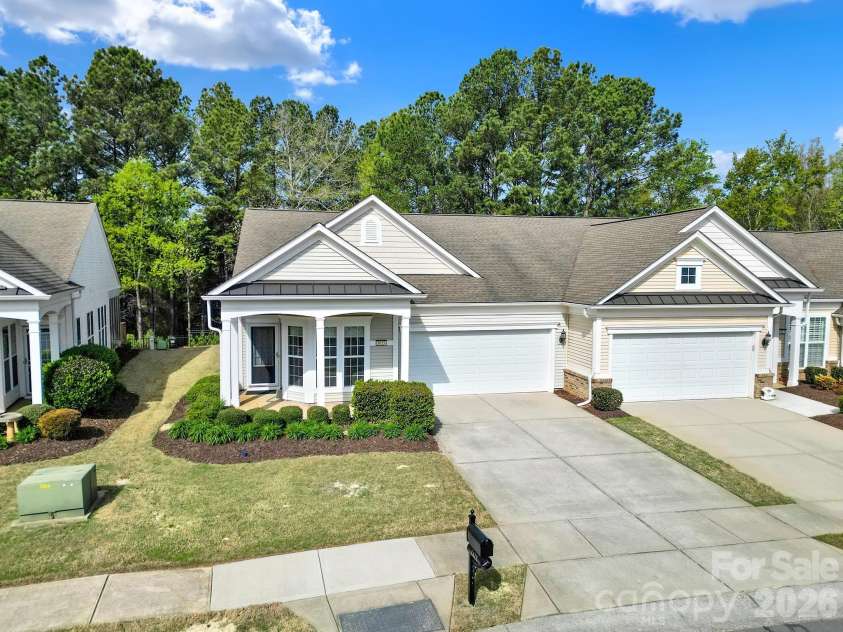 1015 Sweetleaf Drive, Fort Mill, SC 29707.  MLS# CAR4364812, YatesRealty ID 9124. 