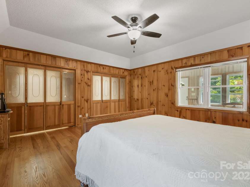 505 Old Home Place Drive, Marshall, NC 28753.  MLS# CAR4207123, YatesRealty ID 9125. 