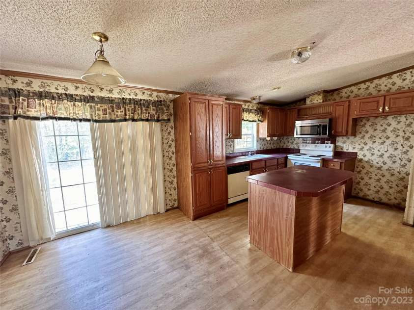 276 Ostwalt Amity Road, Troutman, NC 28166.  MLS# CAR4083302, YatesRealty ID 9126. 