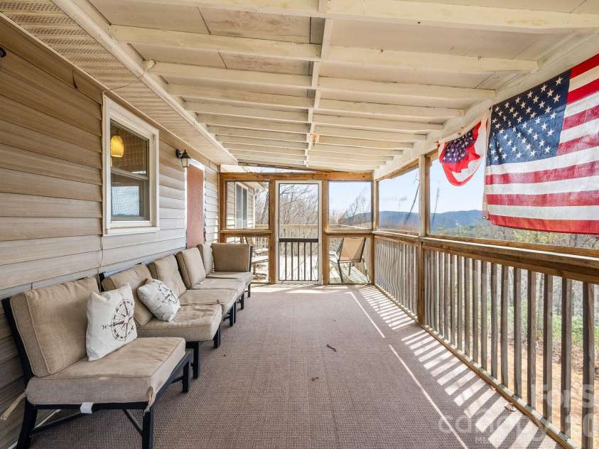 288 Willow Lane, Rosman, NC 28772.  MLS# CAR4361321, YatesRealty ID 9128. 