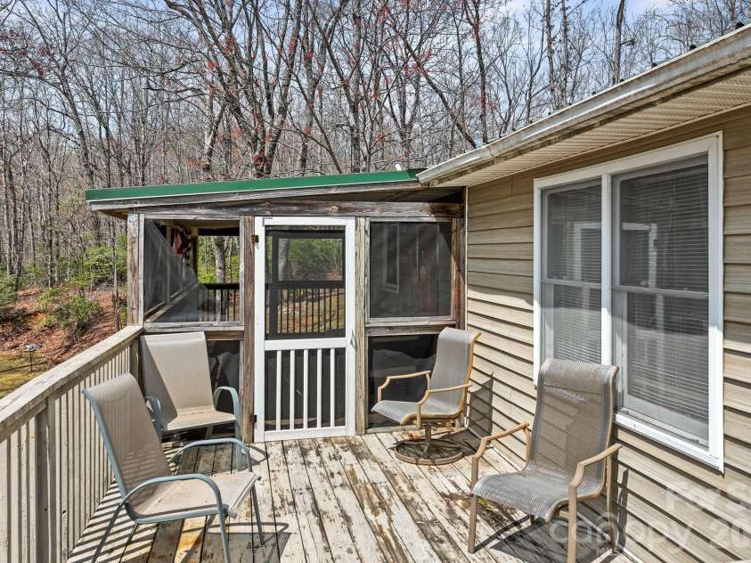 288 Willow Lane, Rosman, NC 28772.  MLS# CAR4361321, YatesRealty ID 9128. 