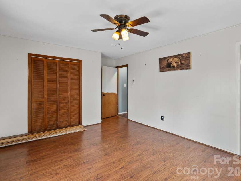 288 Willow Lane, Rosman, NC 28772.  MLS# CAR4361321, YatesRealty ID 9128. 