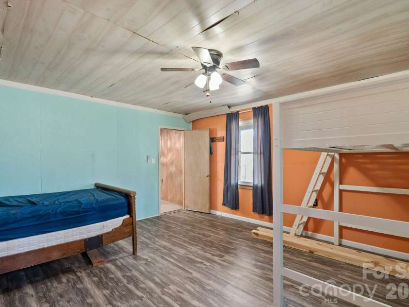 288 Willow Lane, Rosman, NC 28772.  MLS# CAR4361321, YatesRealty ID 9128. 