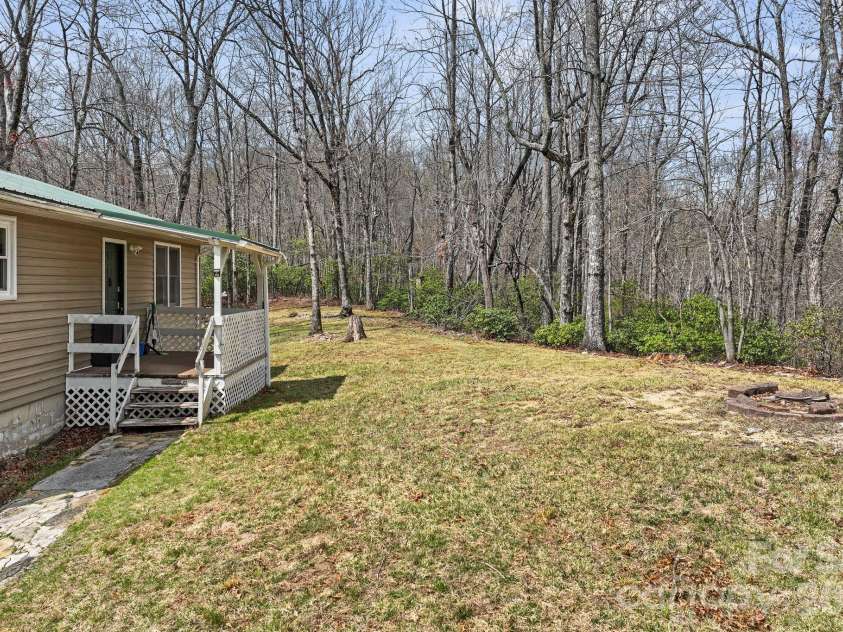 288 Willow Lane, Rosman, NC 28772.  MLS# CAR4361321, YatesRealty ID 9128. 