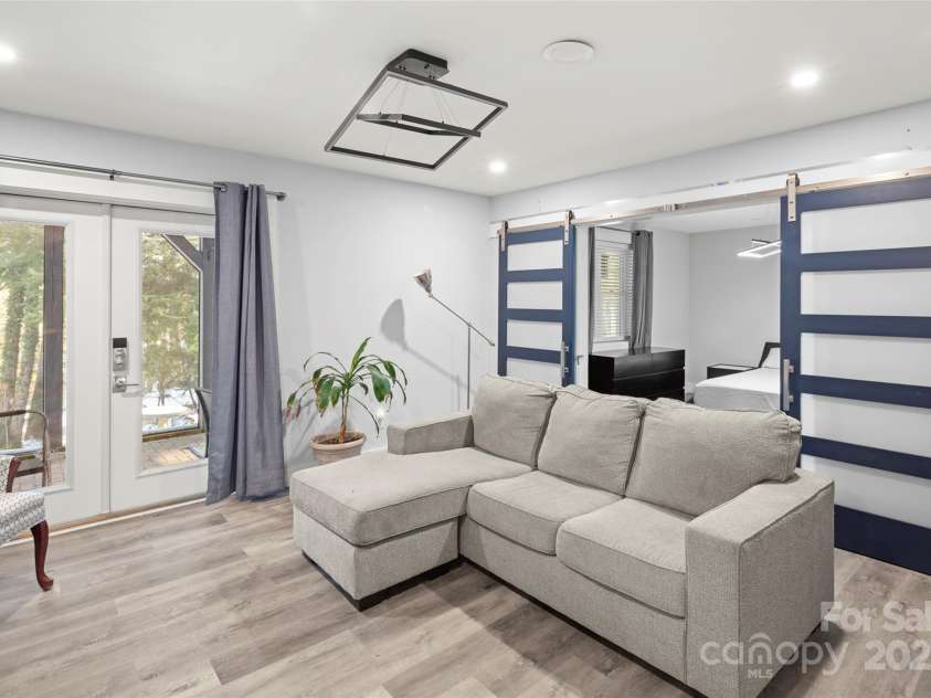 34 Turnberry Drive, Arden, NC 28704.  MLS# CAR4244900, YatesRealty ID 9128. 