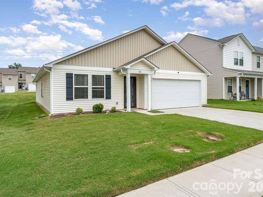 418 Winsley Drive, Salisbury, NC 28147.  MLS# CAR4343311, YatesRealty ID 9129. 