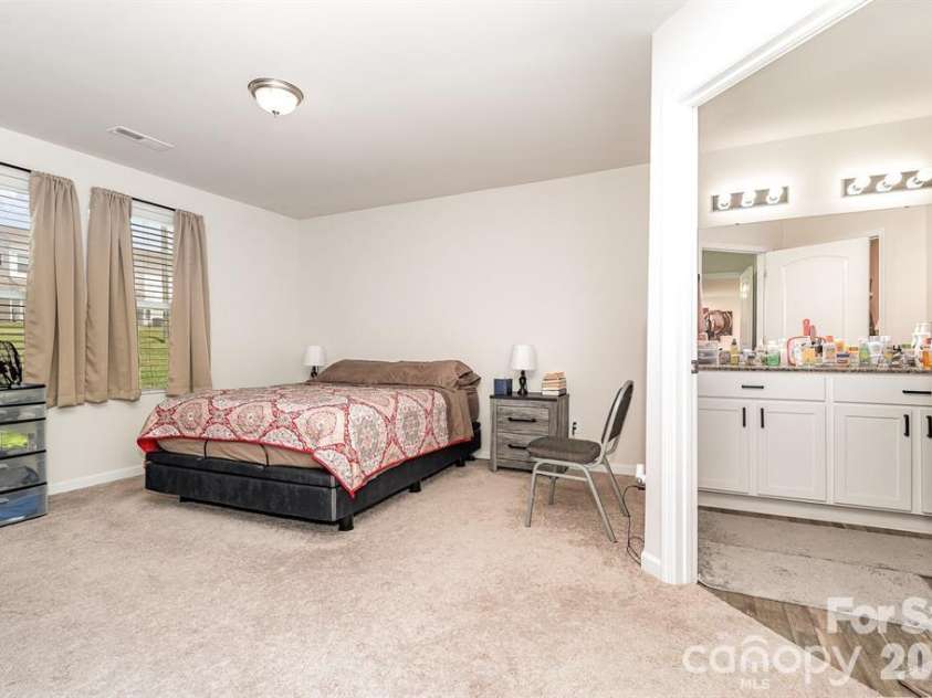 418 Winsley Drive, Salisbury, NC 28147.  MLS# CAR4343311, YatesRealty ID 9129. 