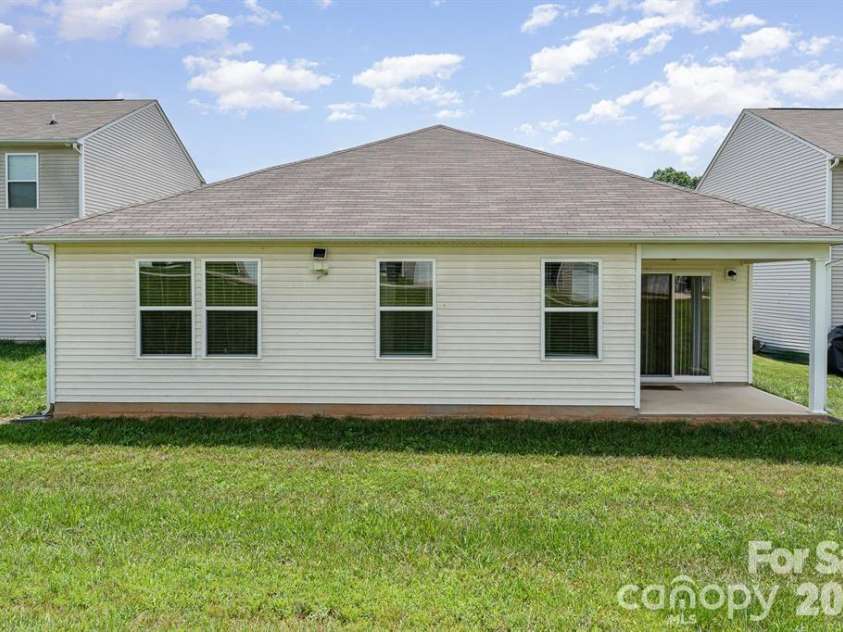 418 Winsley Drive, Salisbury, NC 28147.  MLS# CAR4343311, YatesRealty ID 9129. 