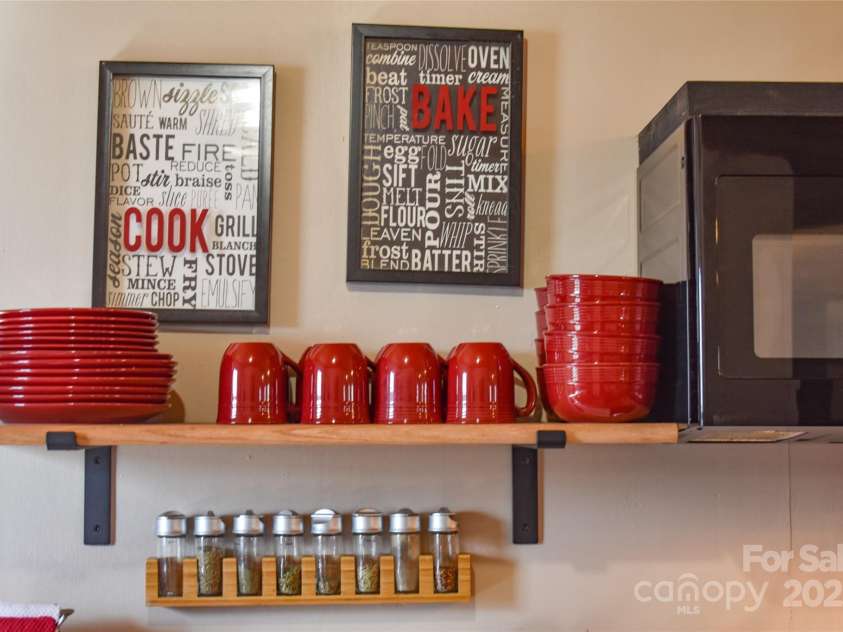 77 Nash Trail, Bryson City, NC 28713.  MLS# CAR4220215, YatesRealty ID 913. 