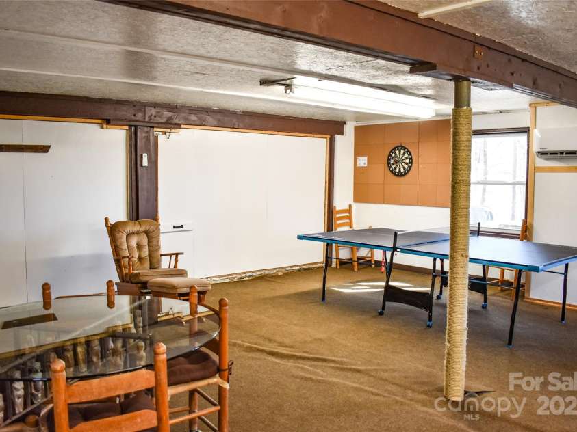 77 Nash Trail, Bryson City, NC 28713.  MLS# CAR4220215, YatesRealty ID 913. 