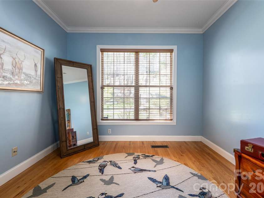 47 Timberwood Drive, Asheville, NC 28806.  MLS# CAR4360471, YatesRealty ID 9130. 