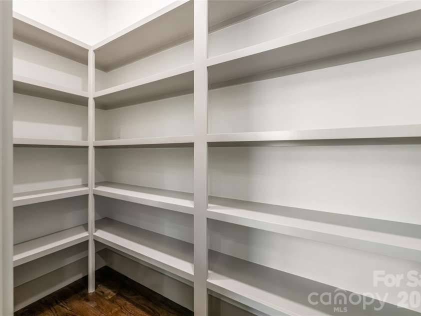 110 Unadilla Avenue, Asheville, NC 28803.  MLS# CAR4249602, YatesRealty ID 9132. Walk In Pantry