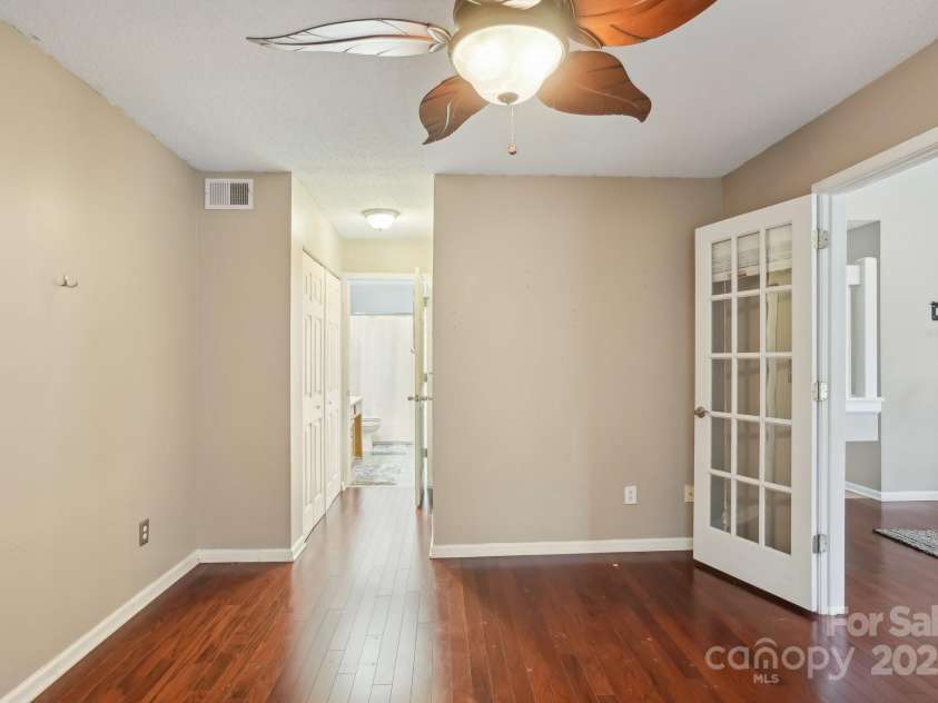 9160 Exbury Court, Charlotte, NC 28269.  MLS# CAR4221179, YatesRealty ID 9132. 