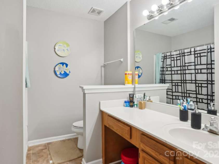 9160 Exbury Court, Charlotte, NC 28269.  MLS# CAR4221179, YatesRealty ID 9132. 