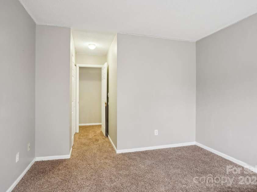 9160 Exbury Court, Charlotte, NC 28269.  MLS# CAR4221179, YatesRealty ID 9132. 