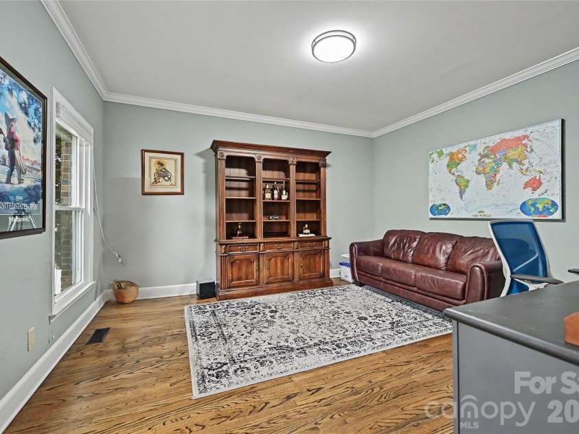 4841 Mountain Point Lane, Charlotte, NC 28216.  MLS# CAR4359009, YatesRealty ID 9134. 