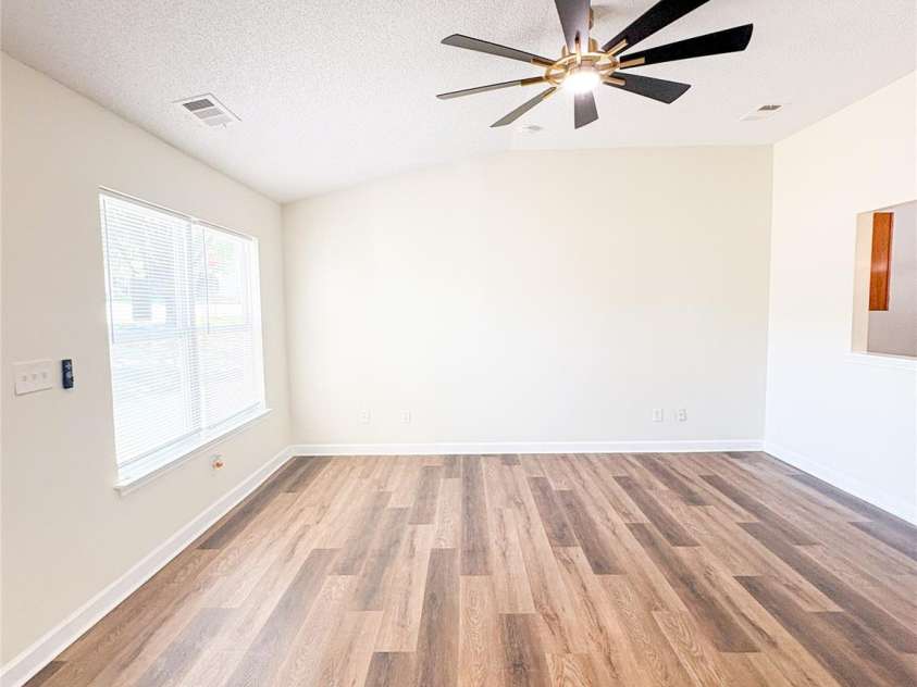 2307 Hope Valley Lane, Charlotte, NC 28213.  MLS# CAR4221365, YatesRealty ID 9135. 