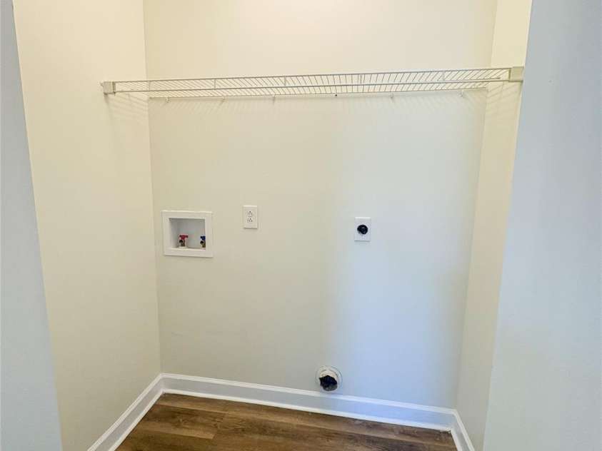 2307 Hope Valley Lane, Charlotte, NC 28213.  MLS# CAR4221365, YatesRealty ID 9135. 