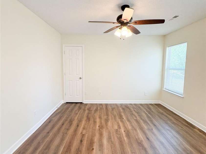 2307 Hope Valley Lane, Charlotte, NC 28213.  MLS# CAR4221365, YatesRealty ID 9135. 