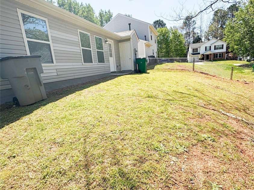 2307 Hope Valley Lane, Charlotte, NC 28213.  MLS# CAR4221365, YatesRealty ID 9135. 