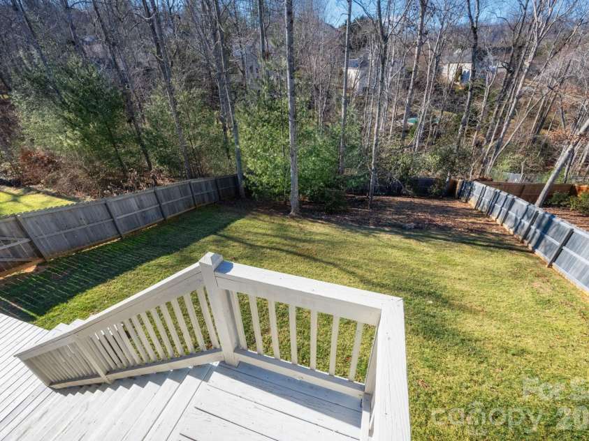 39 Ball Gap Road, Arden, NC 28704.  MLS# CAR4337902, YatesRealty ID 9135. 