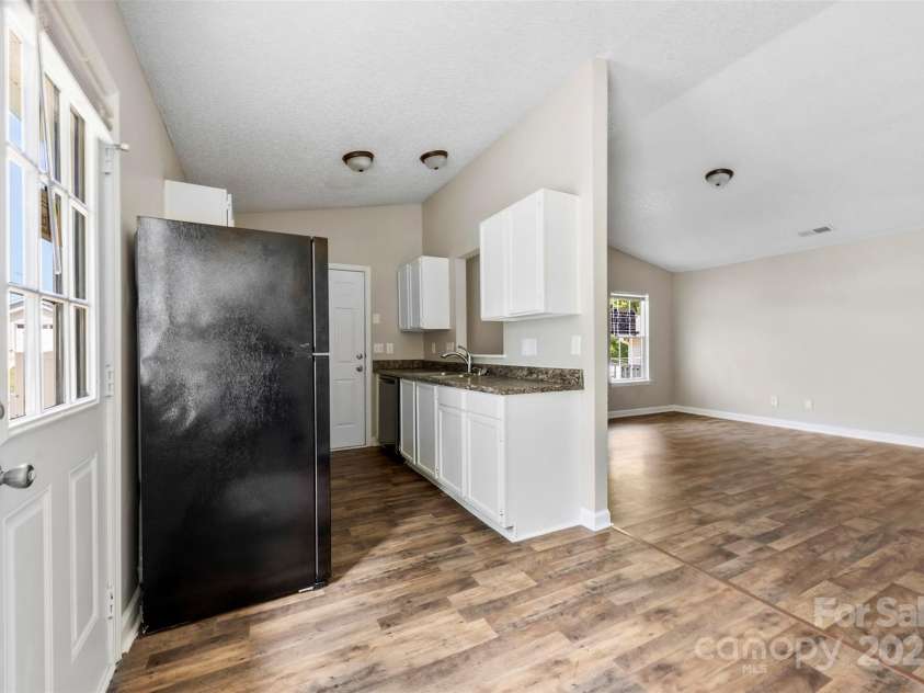 1682 Sandpiper Drive, Rock Hill, SC 29732.  MLS# CAR4246330, YatesRealty ID 9136. 