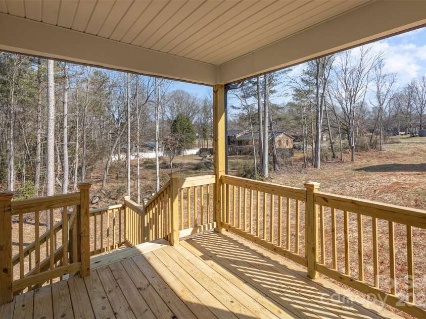 2365 Kool Park Road, Hickory, NC 28601.  MLS# CAR4220686, YatesRealty ID 9137. Back Deck