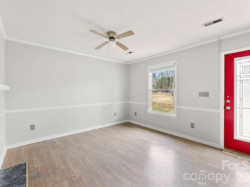 3835 Beaty Road, Gastonia, NC 28056.  MLS# CAR4344123, YatesRealty ID 9137. 