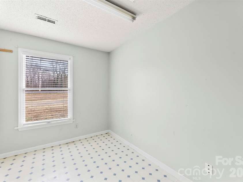 3835 Beaty Road, Gastonia, NC 28056.  MLS# CAR4344123, YatesRealty ID 9137. 