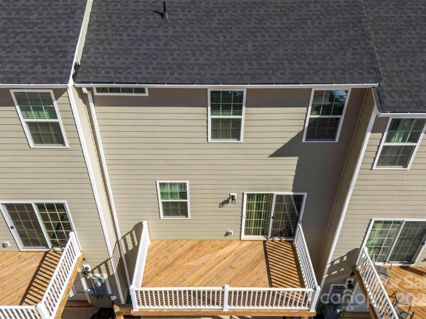 2016 Tupelo Grove Lane, Gastonia, NC 28054.  MLS# CAR4199375, YatesRealty ID 9138. 