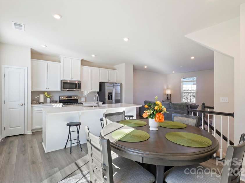 2016 Tupelo Grove Lane, Gastonia, NC 28054.  MLS# CAR4332222, YatesRealty ID 9138. 