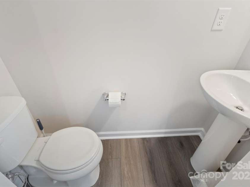 2016 Tupelo Grove Lane, Gastonia, NC 28054.  MLS# CAR4332222, YatesRealty ID 9138. 