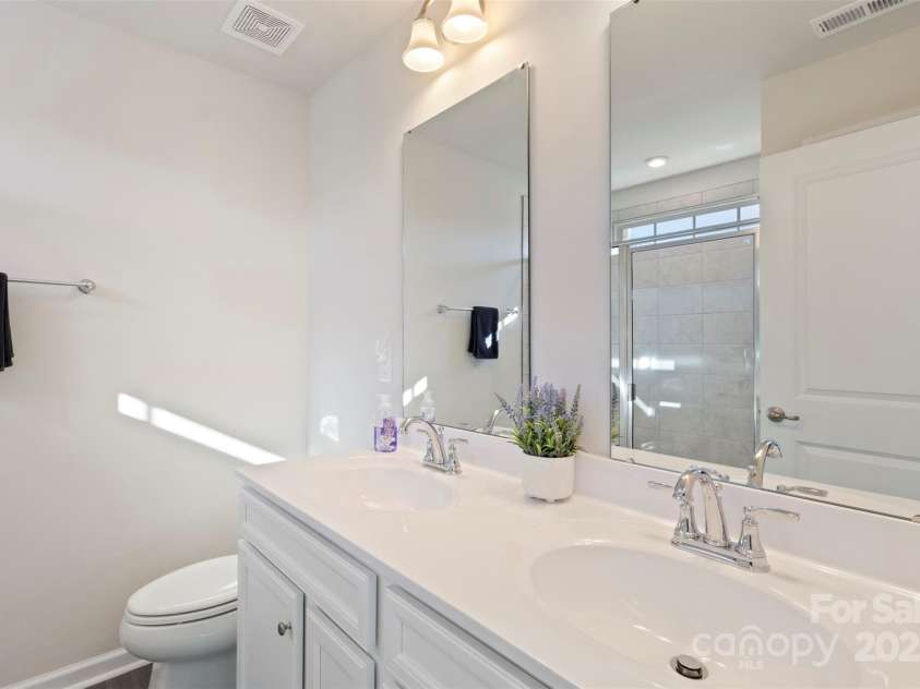 2016 Tupelo Grove Lane, Gastonia, NC 28054.  MLS# CAR4332222, YatesRealty ID 9138. 